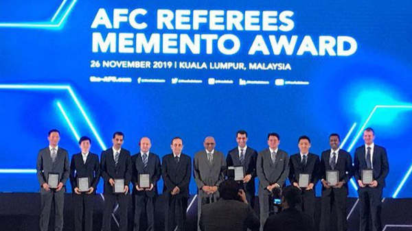 از کمکداور بینالمللی فوتبال ایران در کوالالامپور تجلیل شد