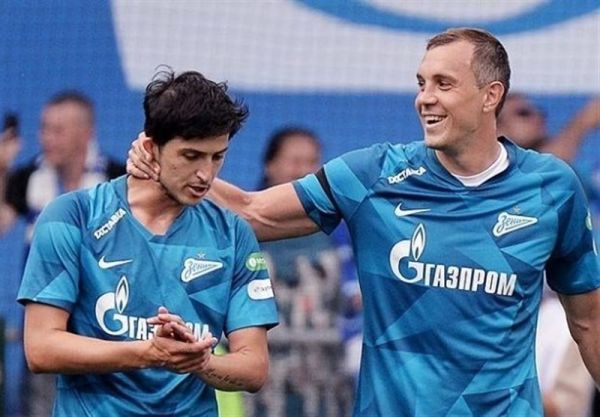  کریاکوف  آزمون و جیوبا پرچمداران فوتبال روسیه هستند