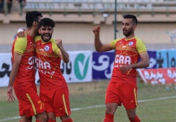 لیگ دسته اول فوتبال تداوم صدرنشینی گل ریحان با شکست نیروی زمینی پیروزی مس رفسنجان و فجر سپاسی