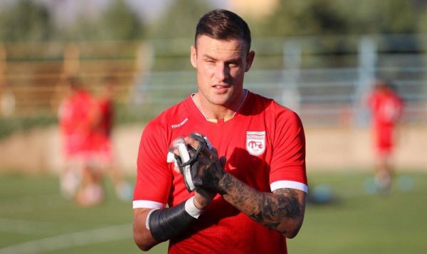 معاون حقوقی تراکتور پرسپولیس با جذب استوکس ضرر میکند