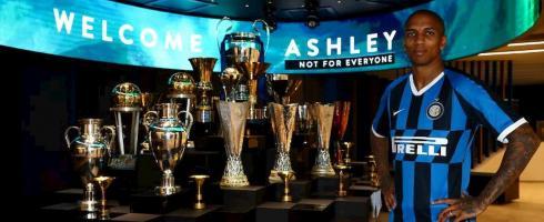  رسمی   اشلی یانگ از منچستر یونایتد به اینتر پیوست