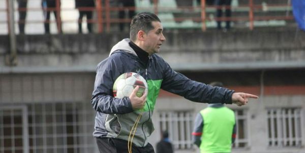 ربیعی فر داماش مستحق پیروزی بود از شاگردان احمدزاده توقع وقتکشی نداشتم