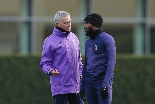  توضیح مورینیو در مورد خبر درگیری اش با دنی رز