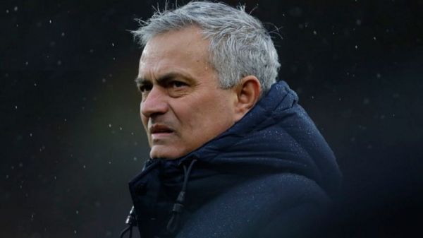 مورینیو بازیکنان و تیمها برابر تاتنهام خوش شانس میشوند