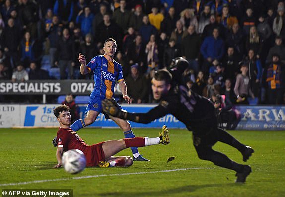  شروزبری2- 2 لیورپول ؛ به زانو درآمدن قرمزها مقابل حریف گمنام