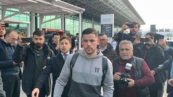  حضور مهاجم بارسلونا در شهر رم برای انجام آزمایشات پزشکی