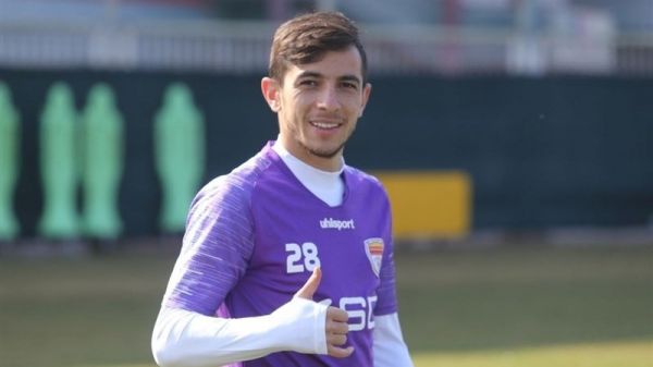 احمدزاده برابر سپاهان محروم نیست