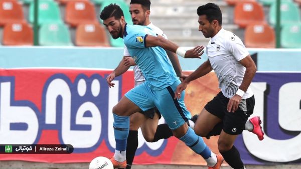  پیکان یک - 3 شاهین  شکار پیکان با سه چنگال شاهین