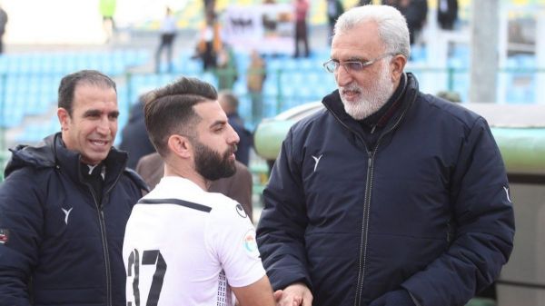  حسین فرکی از سرمربیگری پیکان استعفا کرد