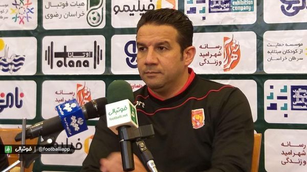 سرآسیایی چوچو دلش با تیم نبود خستگی در ساق بازیکنانم وجود دارد
