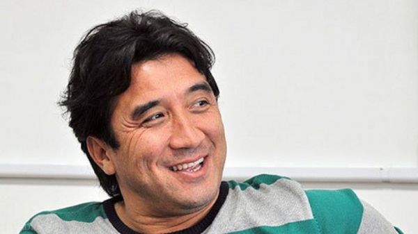 عزیزی انتخاب از بین دایی و قلعهنویی آپولو هوا کردن نیست