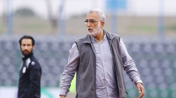  باشگاه پیکان در انتظار استعفای رسمی فرکی