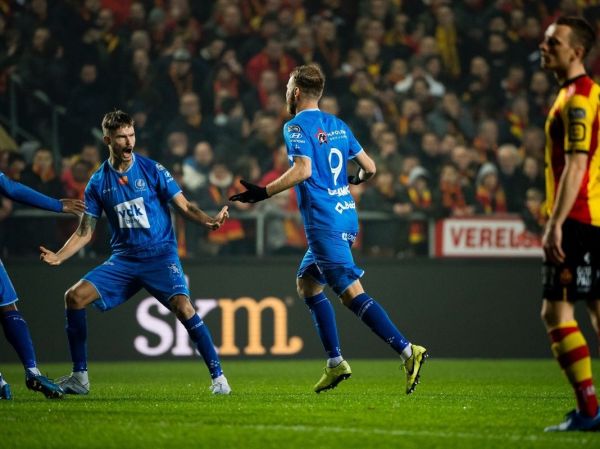 لیگ فوتبال بلژیک برتری خنت و تعقیب کلوب بروژ در حضور محمدی