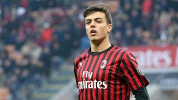  حضور سه نسل خانواده مالدینی در میلان