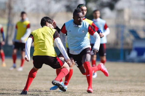 منشا نه استقلالی هستم، نه پرسپولیسی