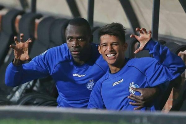 قائدی استقلال به من و دیاباته متکی نیست