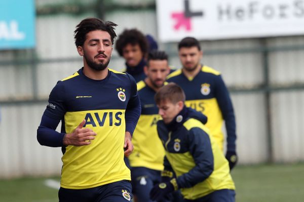  نخستین حضور صیادمنش در فهرست فنرباغچه