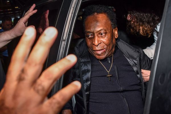  افسردگی شدید پله و محبوس کردن خودش در خانه