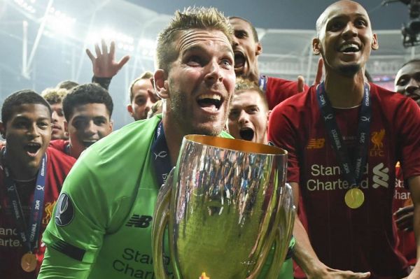  آدریان  آلیسون بهترین است، اما نمی‌گذارم خیالش راحت باشد