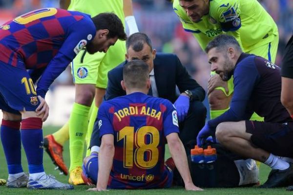  رسمی  غیبت جوردی آلبا در بازیهای بارسا مقابل ناپولی و رئال مادرید
