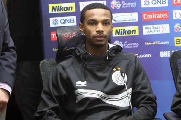  مدافع السد  سپاهان یکی از تیم‌های قدرتمند ایران است