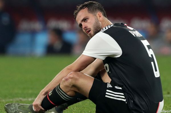 خبر خوب برای یوونتوس مصدومیت هافبک تیم جدی نیست