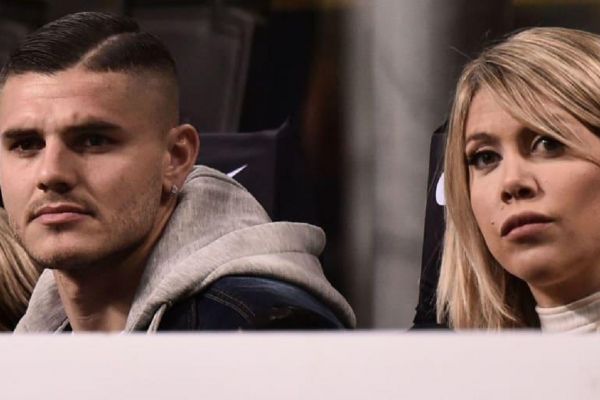  واندا نارا  مشخص نیست که ایکاردی به یوونتوس می‌رود یا نه