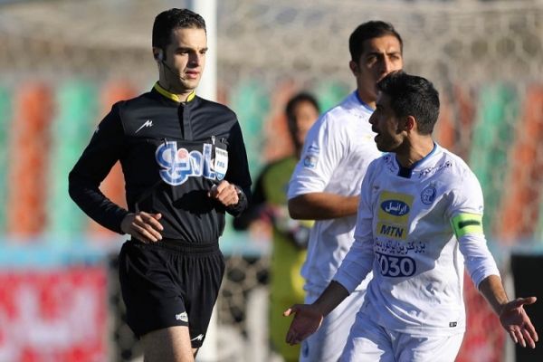 تغییر داور دیدار استقلال - ذوبآهن