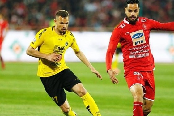  هافبک تیم سپاهان بازی با پرسپولیس را از دست داد