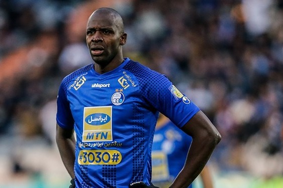  پزشک استقلال  دیاباته تا پایان اسفند قطعا به میادین باز نمی گردد