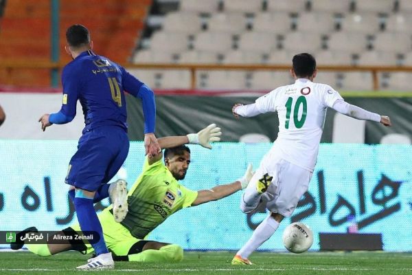 حاشیه دیدار استقلال و ذوبآهن عصبانیت شدید مدیرعامل ذوبآهن و مجیدی