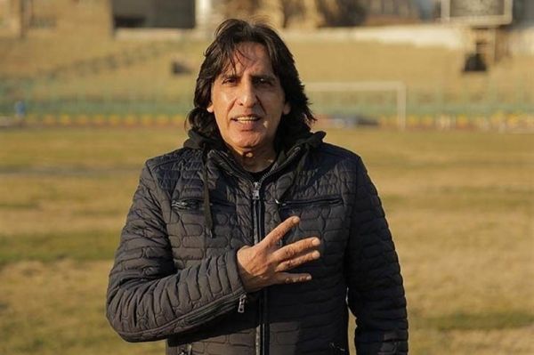 بیانی استقلال در خط دفاع مشکل دارد بازی با ذوب آهن جالب نبود