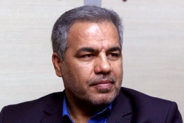 ایرج عرب سرما خوردهام، انشالله که کرونا نیست