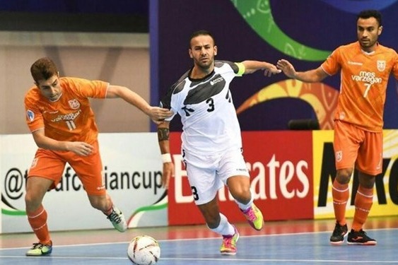 افضل بازی سختی مقابل ستارگان داریم تماشاگران ایجاد انگیزه و هجان می کنند