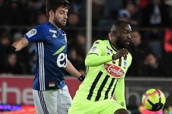 لوشامپیونه شکست خانگی آمیان در حضور یک نیمهای قدوس