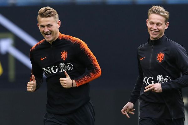 فن خال بهتر بود دی یونگ به یوونتوس و دلیخت به بارسلونا میرفت