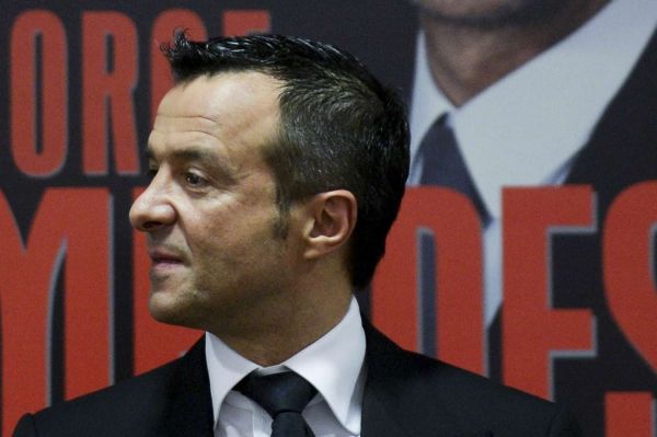 خانههای وکیل و ایجنت رونالدو به اتهام پولشویی جستجو شد