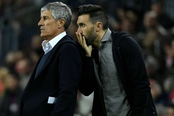  ستین  به خاطر رفتارهای دستیارم عذرخواهی می کنم