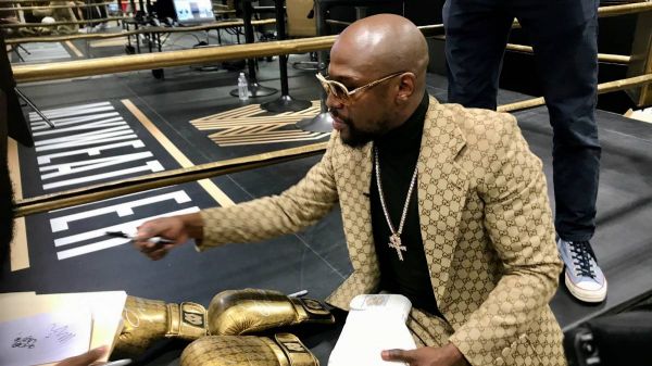  بوکسور سرشناس به دنبال خرید باشگاه نیوکاسل