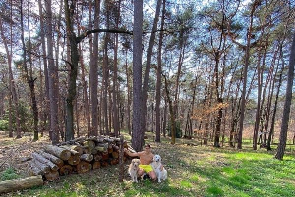 تمرینات جالب الکسیس سانچز در قرنطینه با سگهایش