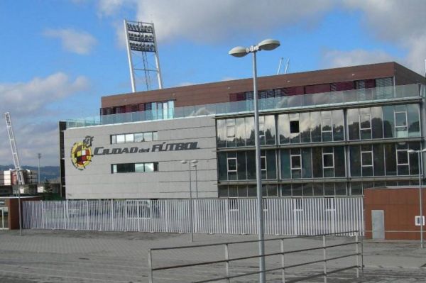  شهرک ورزشی تیم ملی اسپانیا در اختیار ستاد مبارزه با کرونا