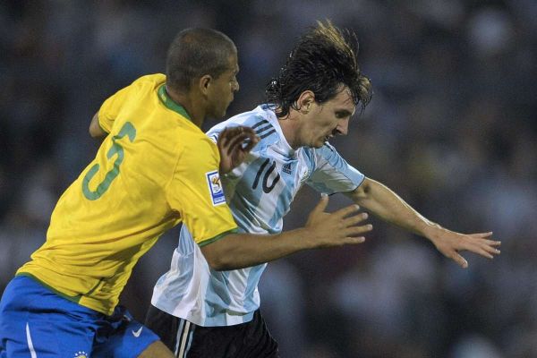  نقشه جالب تیم ملی برزیل برای توقف مسی  همه روی او خطا کنید