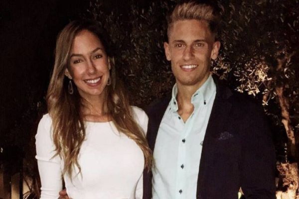  عکس   شوخی عجیب مارکوس یورنته با نامزد خود در قرنطینه