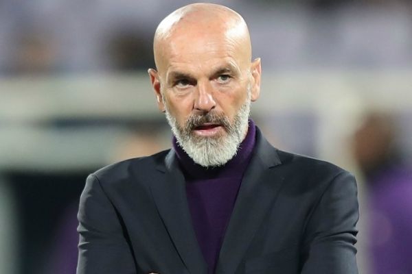 بازیکنان میلان میخواهند که پیولی بماند