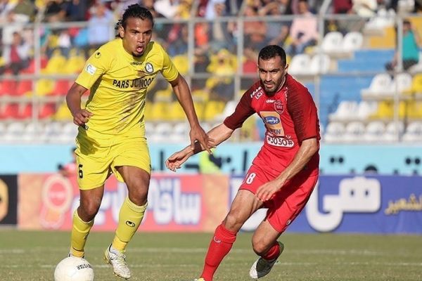 باتیستا منتظر بلیت سفر به برزیل، پول خودم و هزینه جراحیام هستم