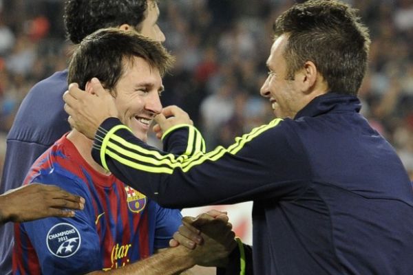  کاسانو  هواداران مارادونا قبول کنند؛ مسی بهتر است