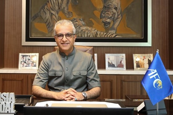  شیخ‌سلمان  کادر درمانی قهرمانان واقعی هستند AFC با تمام قدرت مقابل کرونا عمل می‌کند