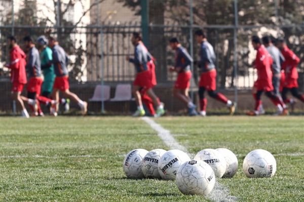 ستاد مقابله با کرونا در ورزش باشگاههای خصوصی و تمرین تیمها تا پایان فروردین تعطیل خواهند بود