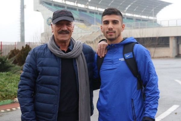  گفت‌وگوی مفصل با آدام همتی  پرسپولیس باید به عنوان قهرمان لیگ معرفی شود