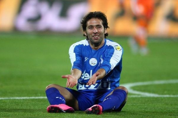 جابر انصاری به مرور پرده از کارهای پسر شفر برداشته میشود